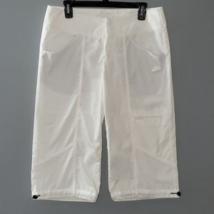White Nike Active Capris